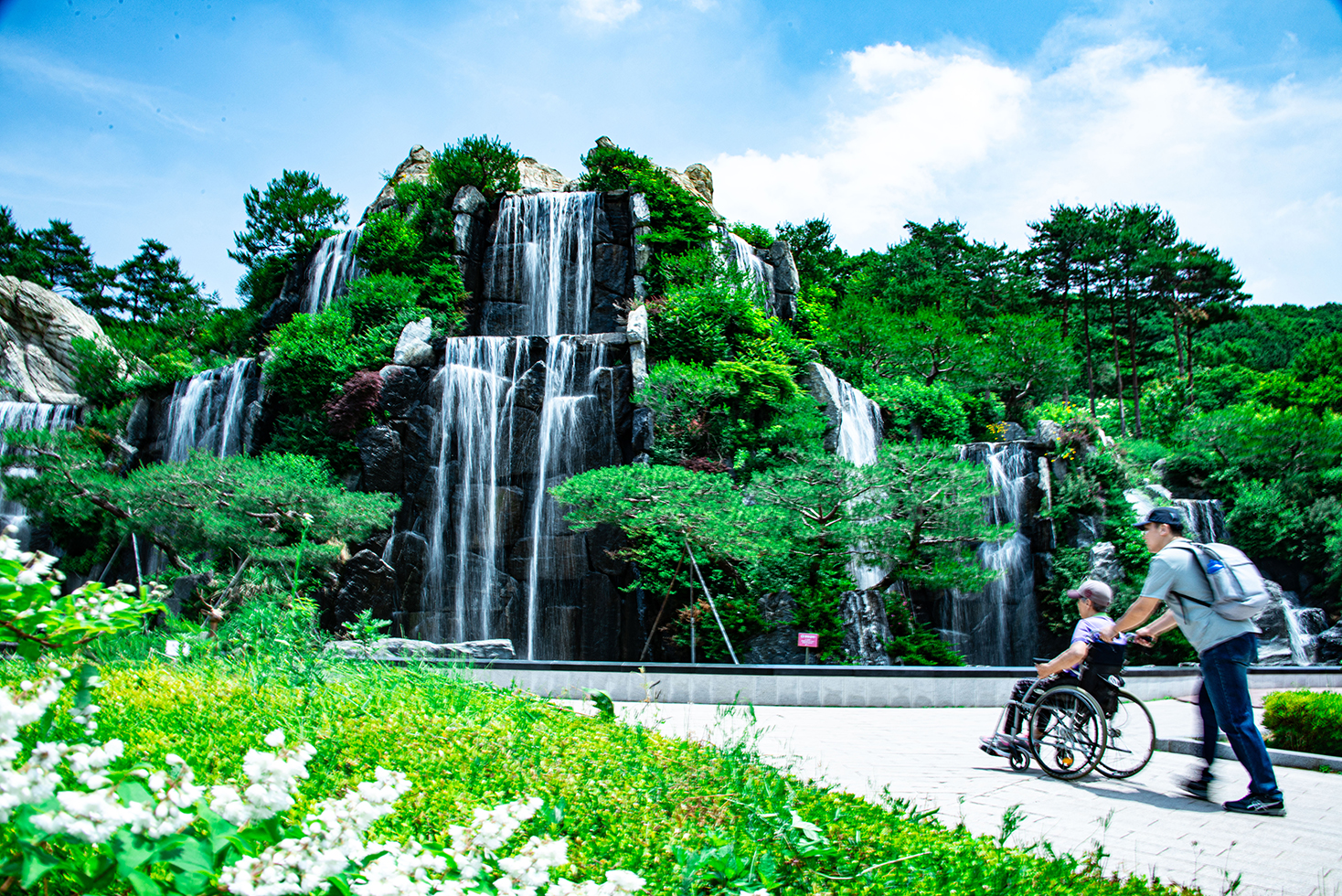 초막골 폭포2.jpg