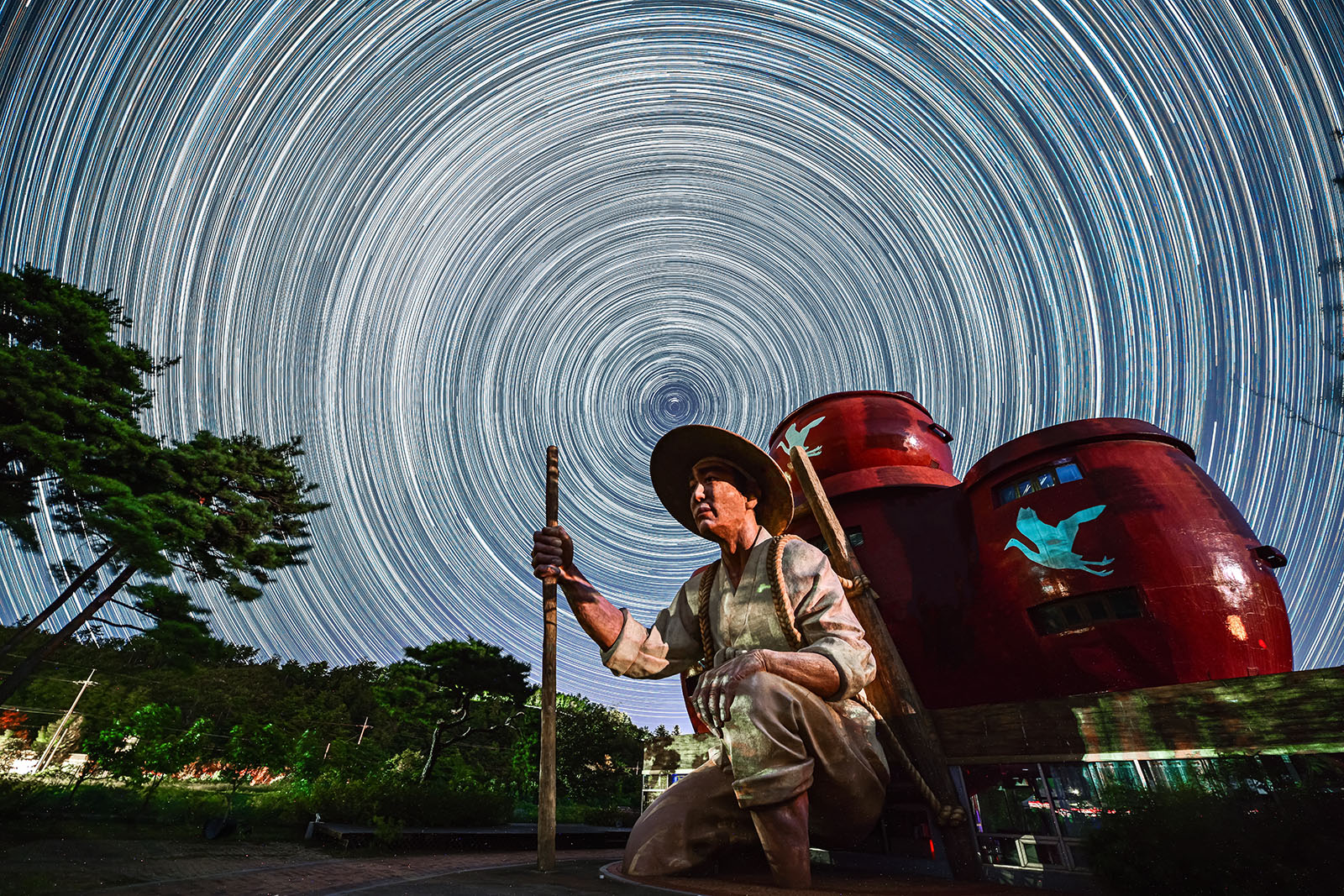 거대농부 연못1.jpg